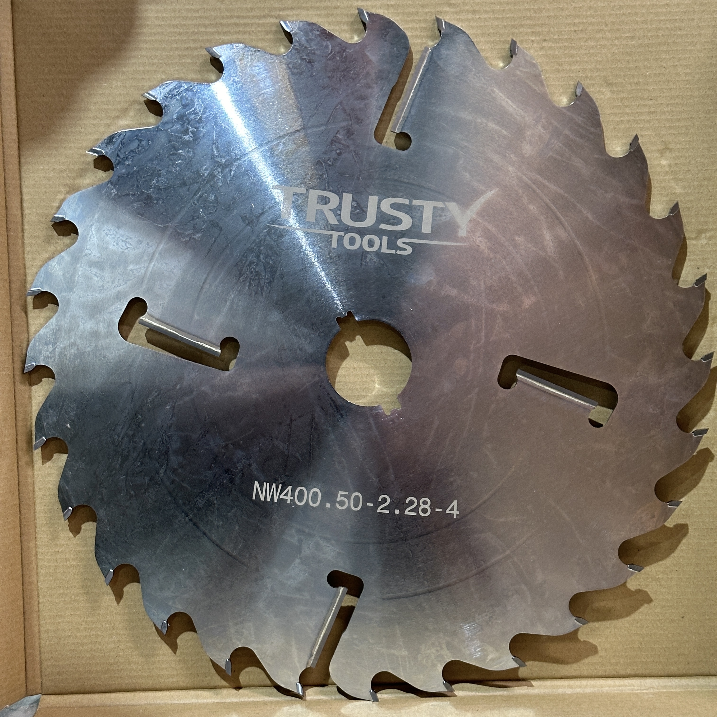 Диск для пилорамы Trusty-Tools 400х50 28+4T