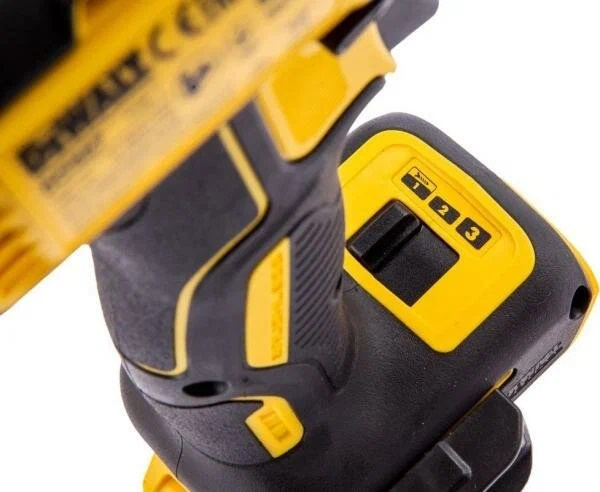 Аккумуляторный ударный шуруповерт DeWalt DCF887N