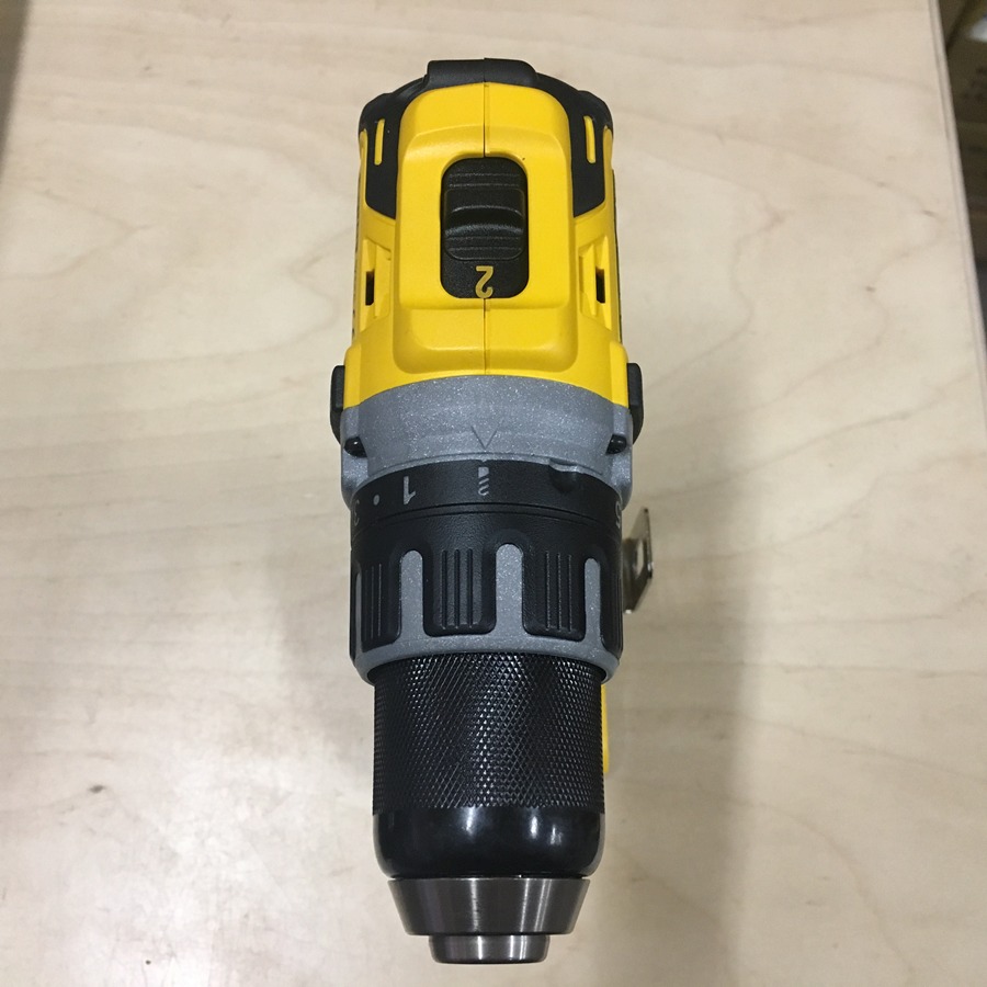 Аккумуляторная дрель-шуруповерт DeWalt DCD708D2T
