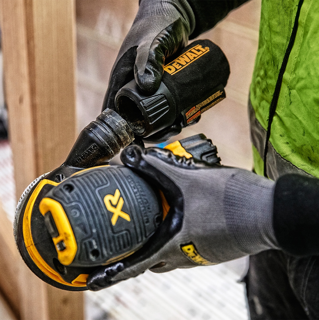 Аккумуляторная эксцентриковая шлифмашина DeWalt DCW210N-XJ