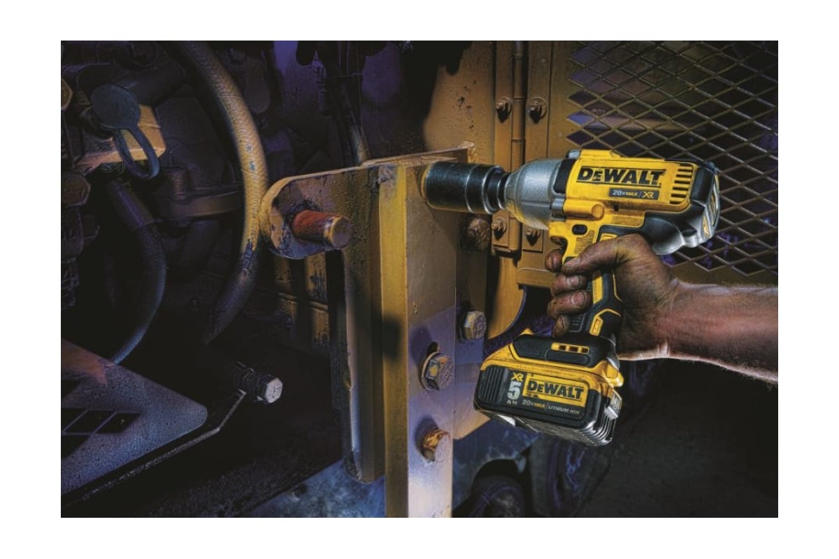 Аккумуляторный импульсный гайковёрт DeWalt DCF899N-XJ